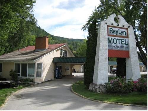Ray Lyn Motel Trail Dış mekan fotoğraf