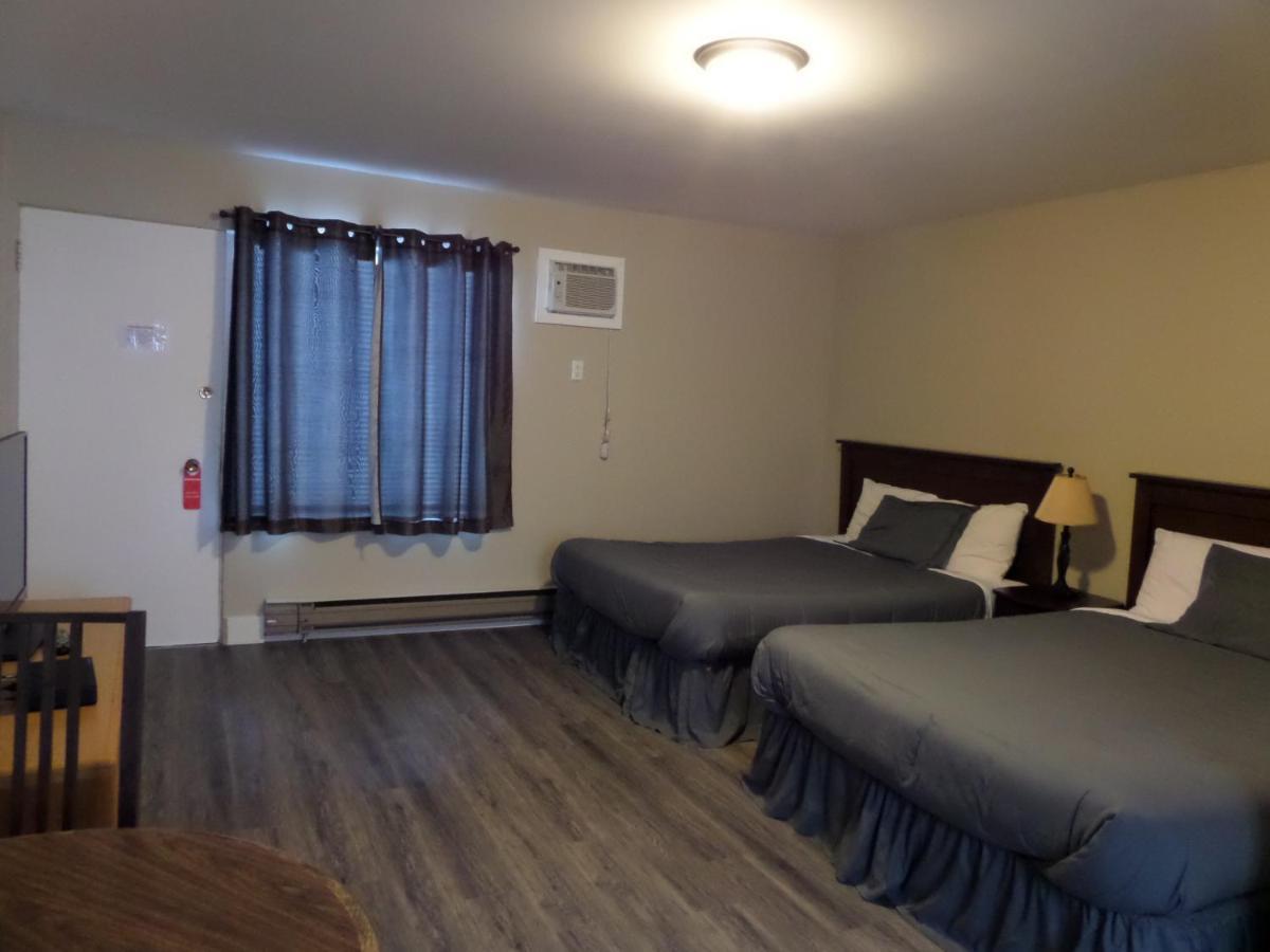 Ray Lyn Motel Trail Dış mekan fotoğraf