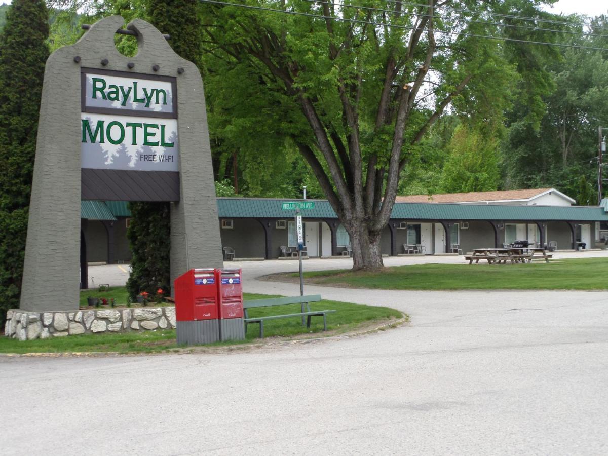 Ray Lyn Motel Trail Dış mekan fotoğraf